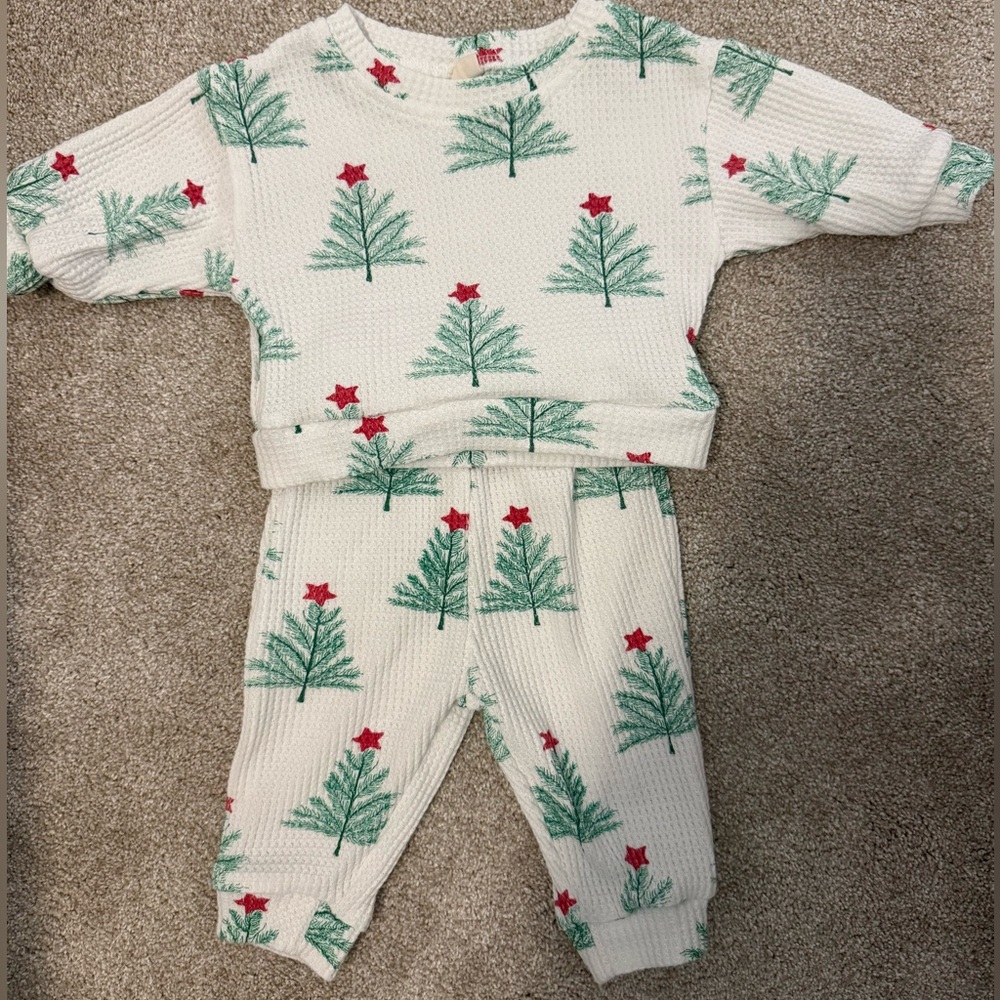 MiniOlie matching christmas tree sweat set 6-12 months